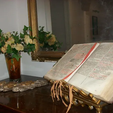 La Piazzetta Delle Erbe Apartment