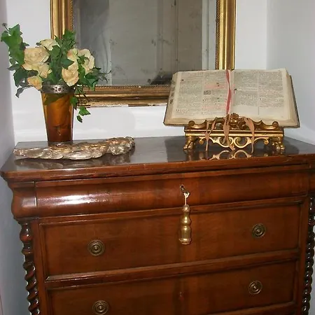 La Piazzetta Delle Erbe