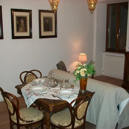 Apartment La Piazzetta Delle Erbe Assisi