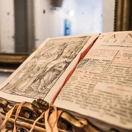 La Piazzetta Delle Erbe